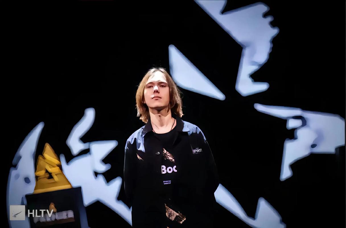 【LPL夏季赛】云开雾散，RNG 2-0 RW迎来夏季赛首胜