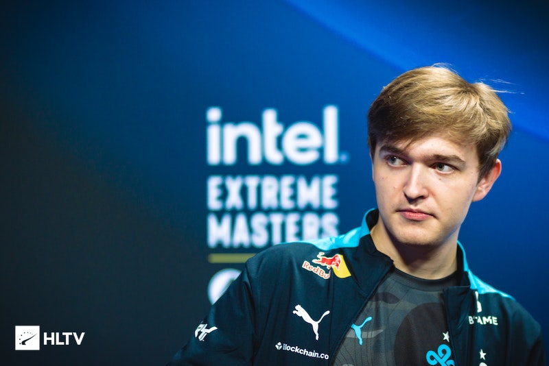 王杰威鲁斯，胖子中的胖子，x Quesanti，三杀， Anyone's Legend 轻松击败了Puff战队